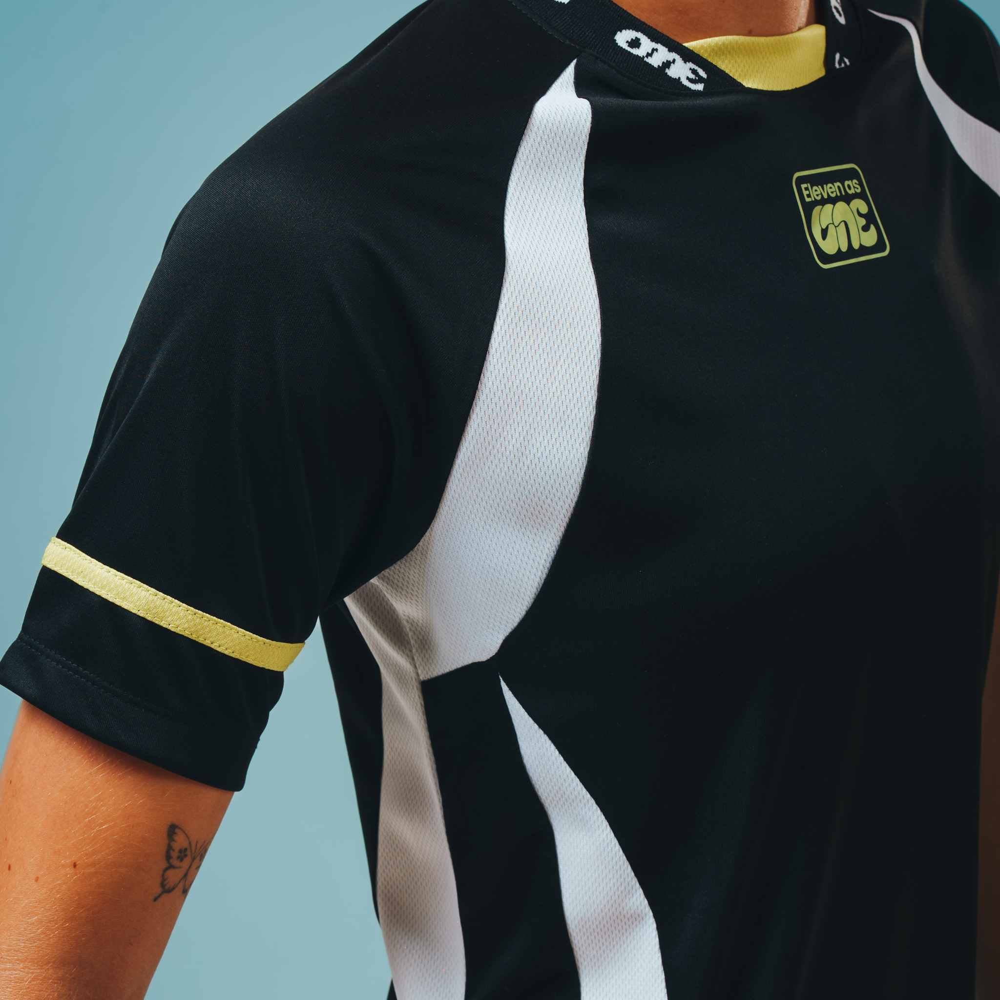 EA1 Football Training Top Black – Eleven as One