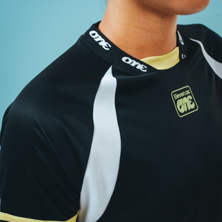 EA1 Football Training Top  - Black
